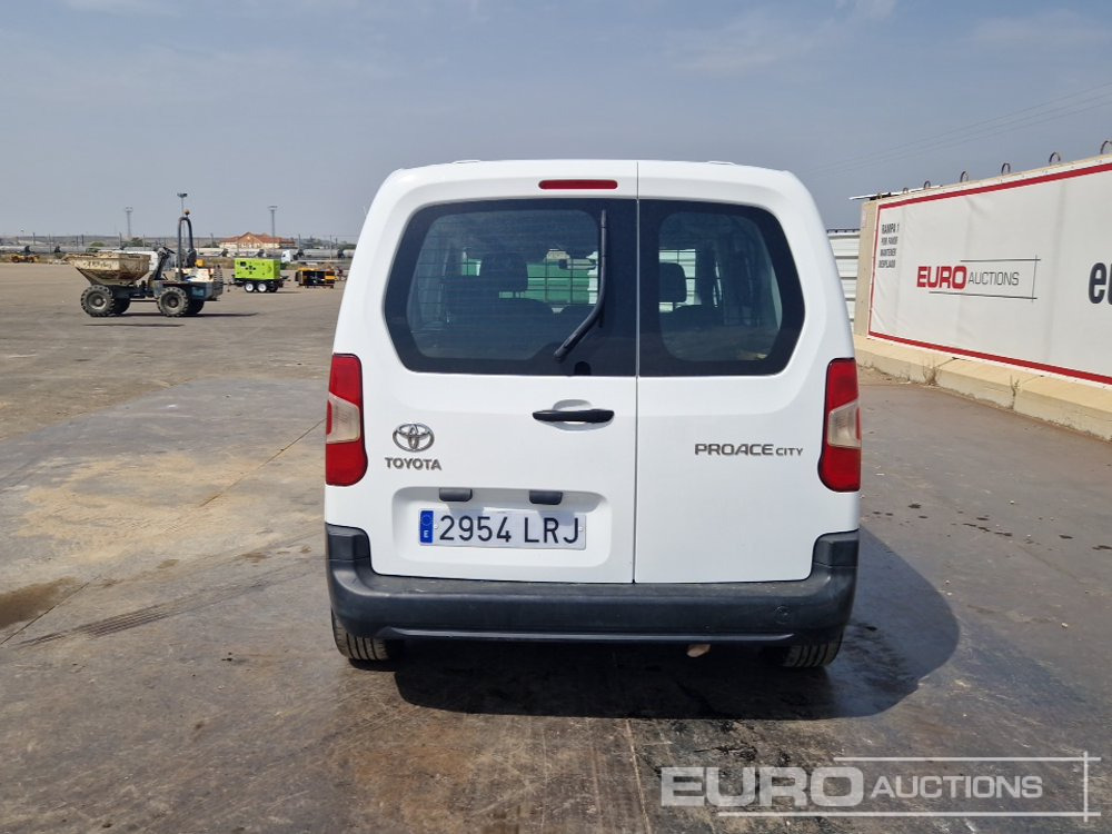 2020 Toyota Proace City - Véhicule utilitaire: photos 4 2020 Toyota Proace City - Véhicule utilitaire: photos 4