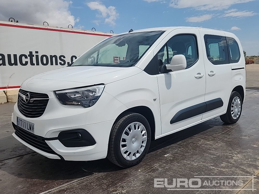 2021 Opel Combo - Véhicule utilitaire: photos 1 2021 Opel Combo - Véhicule utilitaire: photos 1