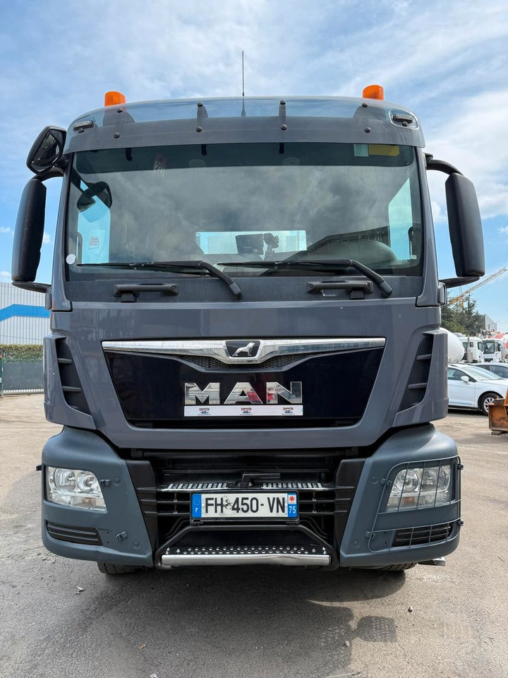 MAN TGS 32.420 - Camion malaxeur: photos 3 MAN TGS 32.420 - Camion malaxeur: photos 3