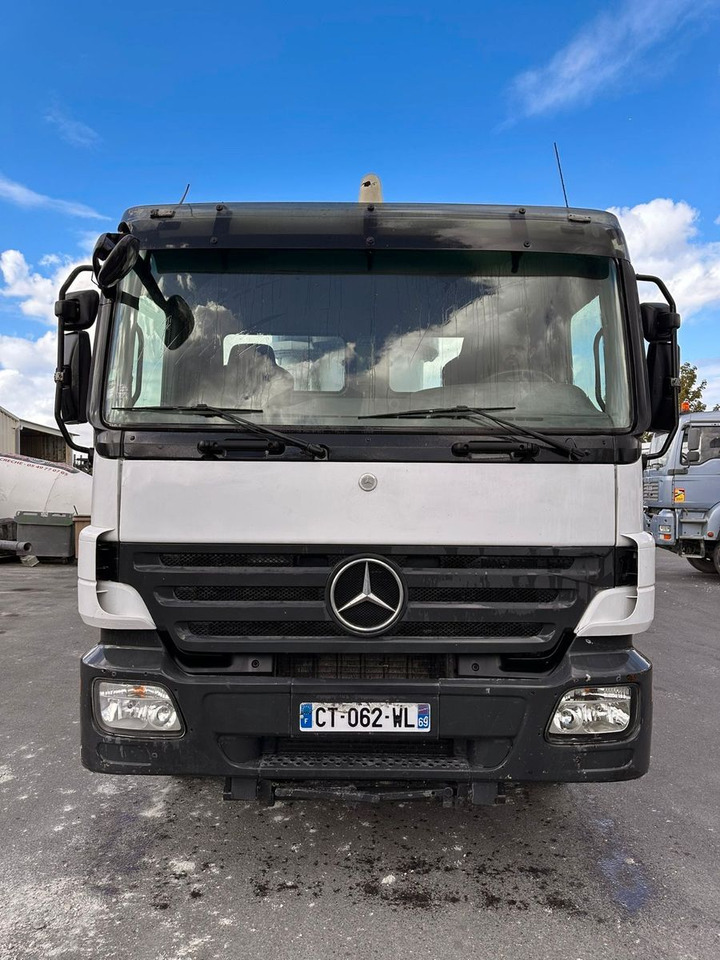 Mercedes-Benz Actros - Camion pompe: photos 3 Mercedes-Benz Actros - Camion pompe: photos 3