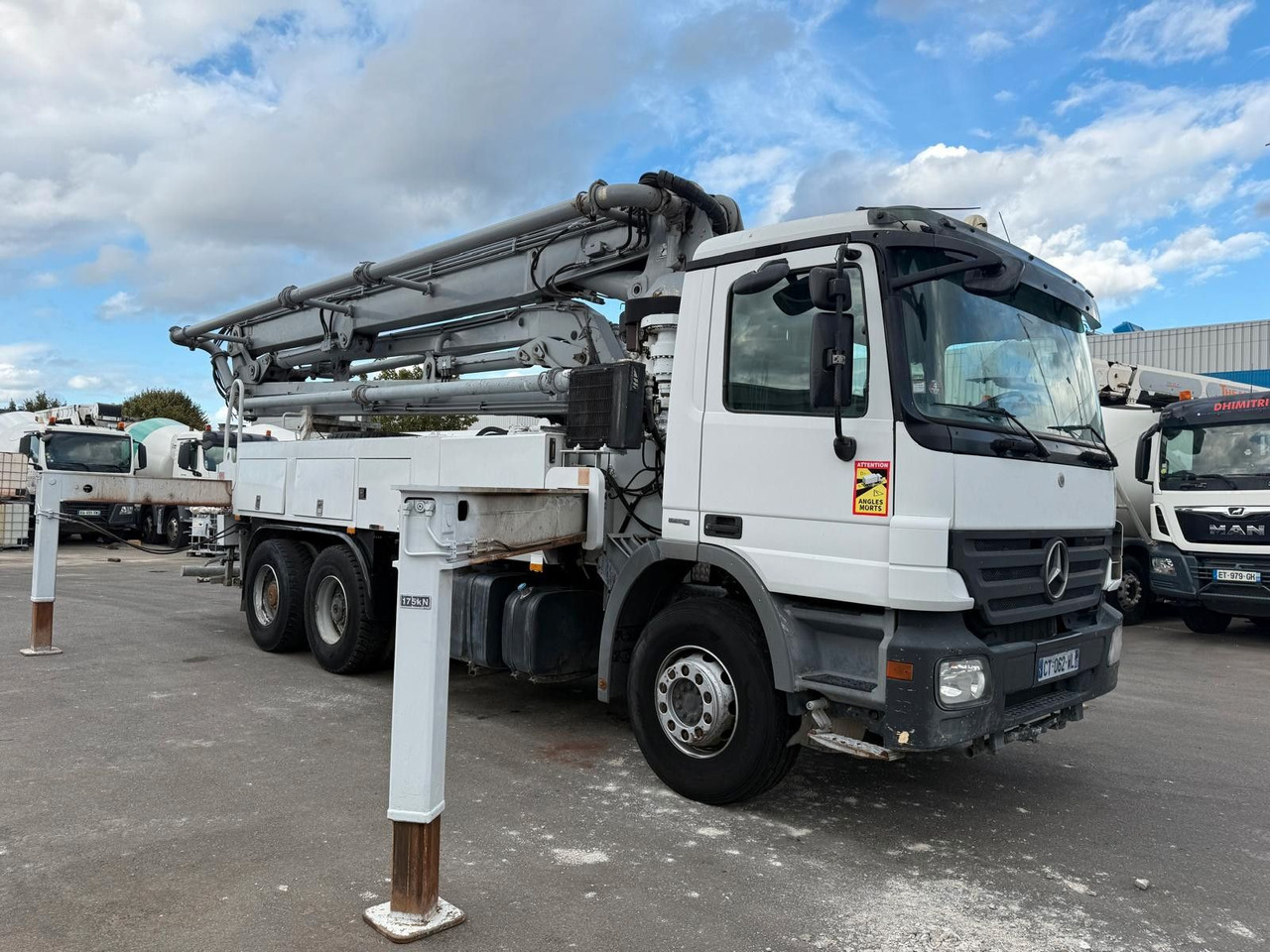 Mercedes-Benz Actros - Camion pompe: photos 2 Mercedes-Benz Actros - Camion pompe: photos 2