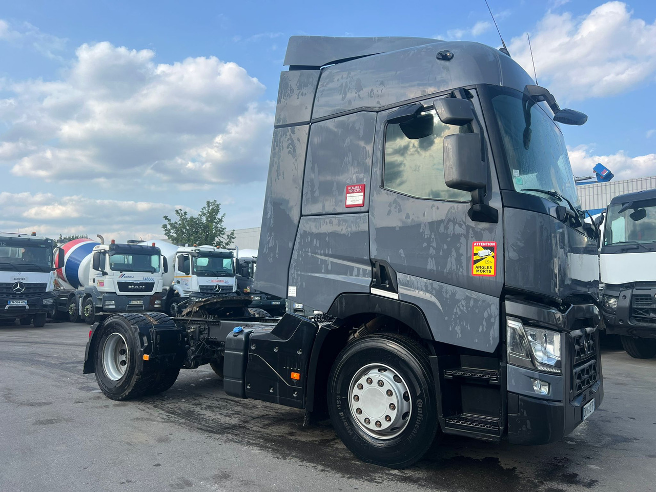 Tracteur Renault DR-612-TF - Tracteur routier: photos 3 Tracteur Renault DR-612-TF - Tracteur routier: photos 3