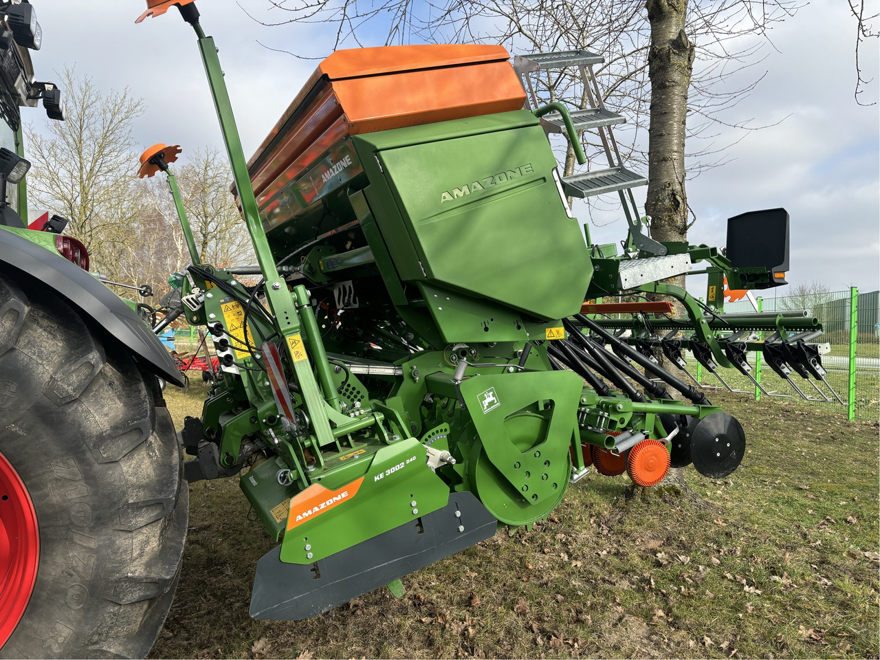 Amazone Cataya 3000 Super | KE3002 - Combiné de semis: photos 1 Amazone Cataya 3000 Super | KE3002 - Combiné de semis: photos 1
