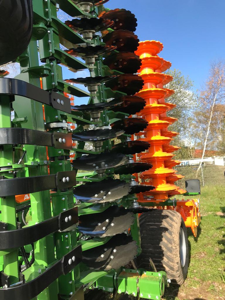 Amazone Catros 8003-2TX - Cover crop: photos 5 Amazone Catros 8003-2TX - Cover crop: photos 5
