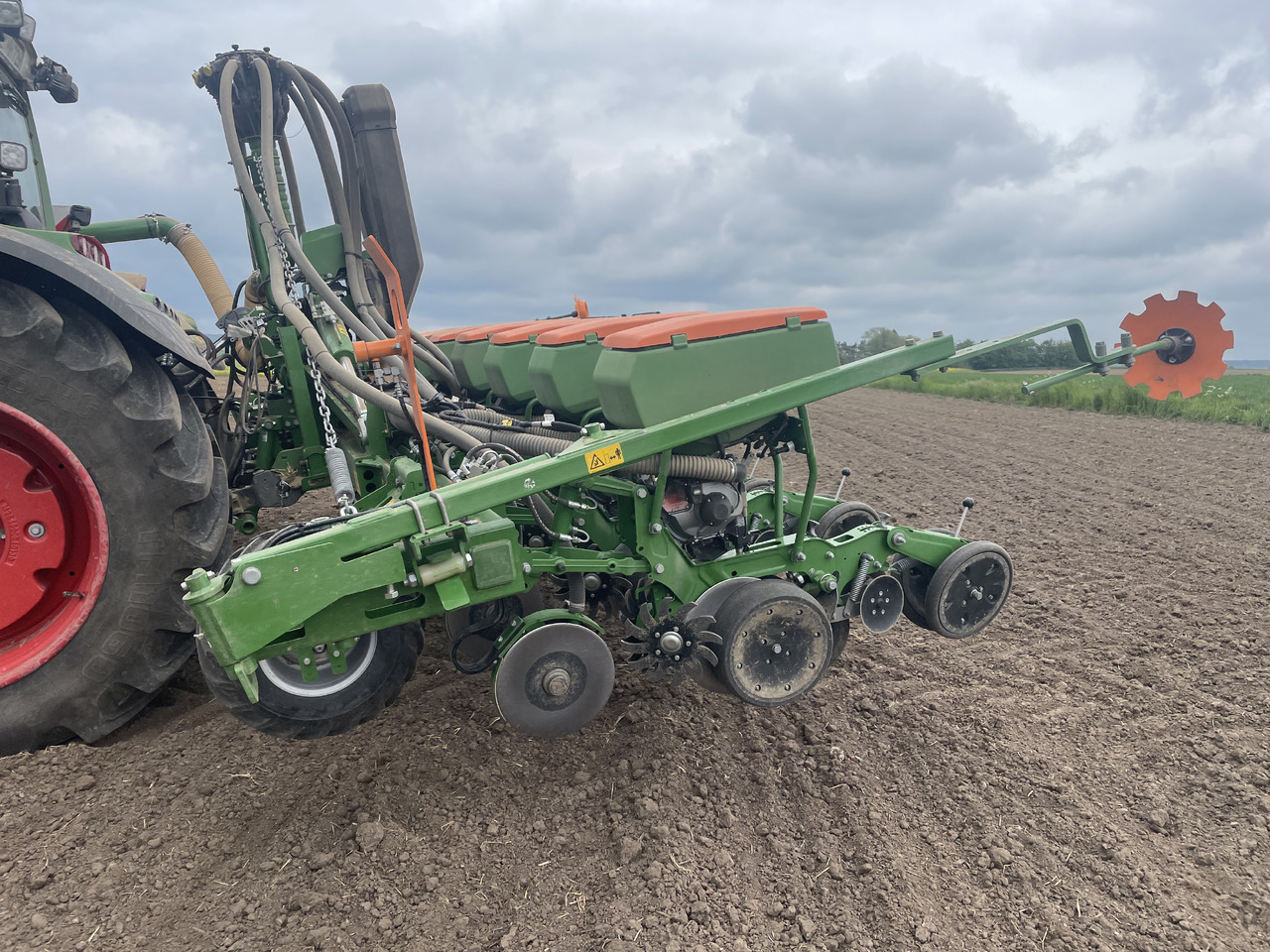 Amazone Precea 6000-2FCC Super - Semoir: photos 1 Amazone Precea 6000-2FCC Super - Semoir: photos 1