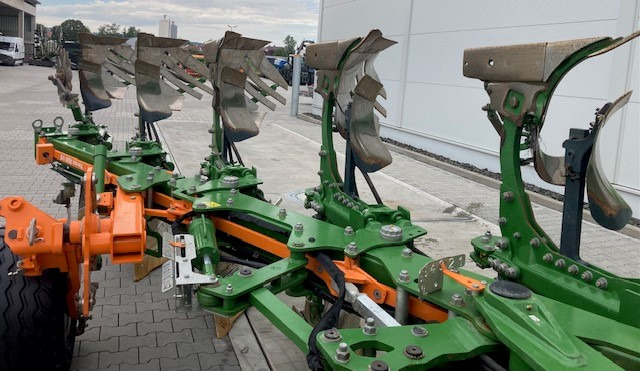 Amazone Teres 300 V 5 0 100 - Charrue: photos 3 Amazone Teres 300 V 5 0 100 - Charrue: photos 3