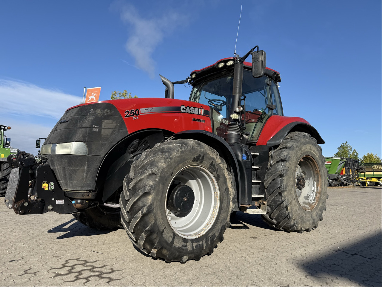 Tracteur agricole Case IH CVX 310: photos 13