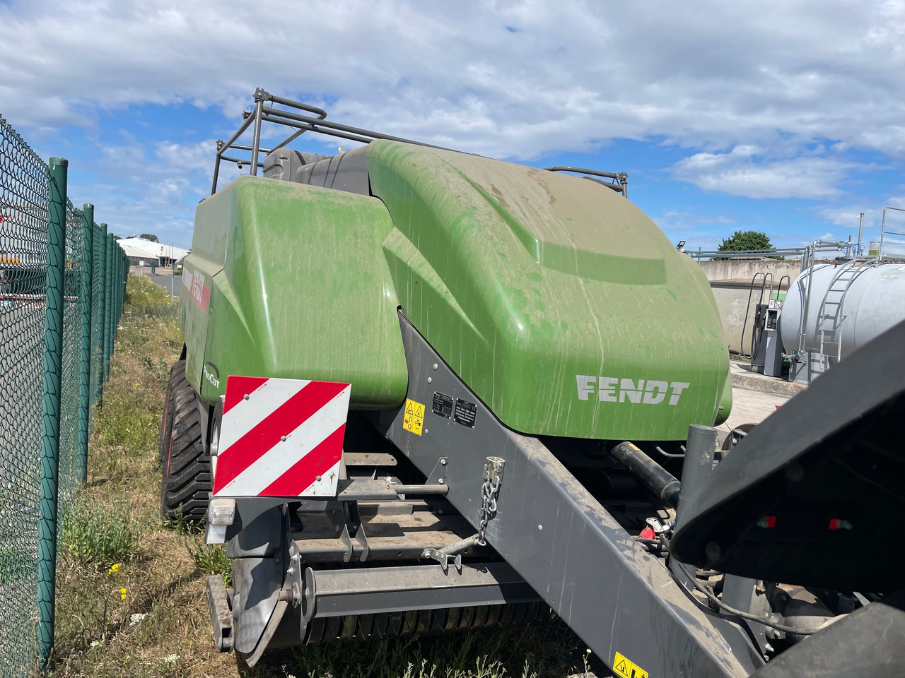 Fendt 1290 Quaderballenpresse - Presse à balles cubiques: photos 3 Fendt 1290 Quaderballenpresse - Presse à balles cubiques: photos 3