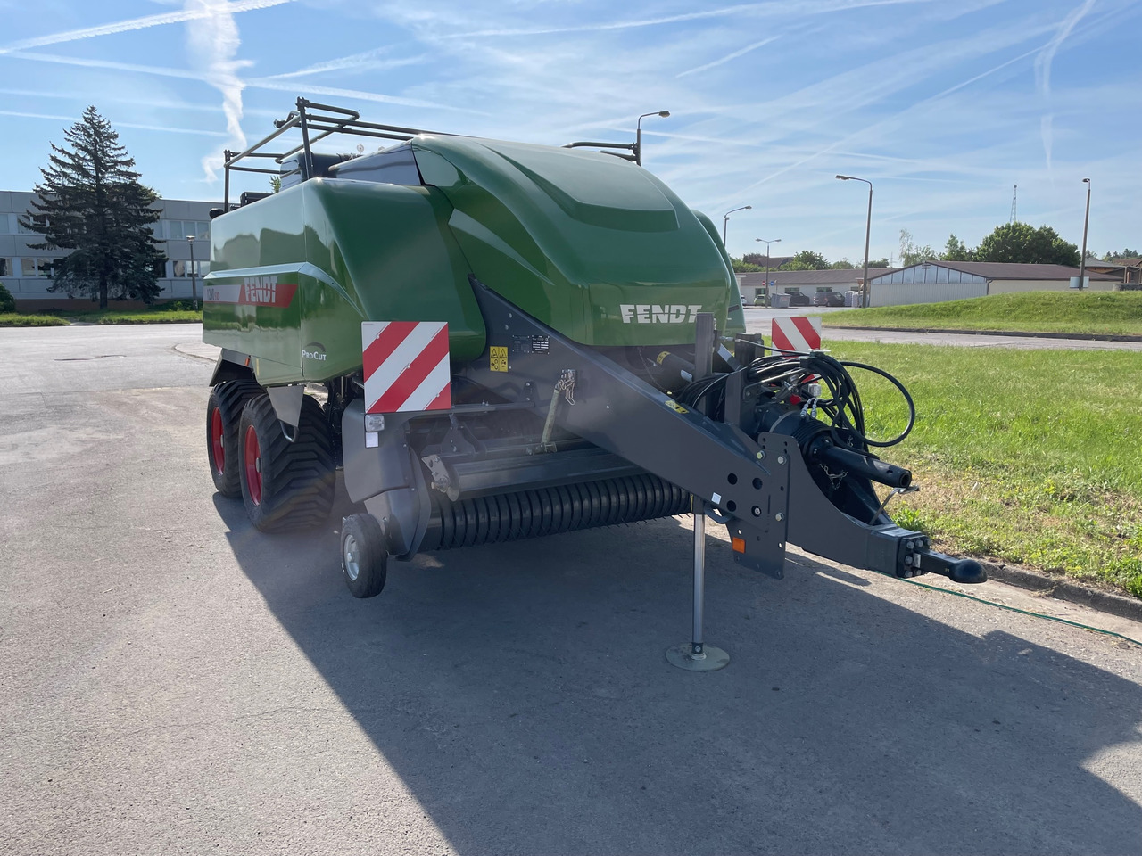 Fendt 1290 XD Cutter Quaderballenpre - Presse à balles cubiques: photos 4 Fendt 1290 XD Cutter Quaderballenpre - Presse à balles cubiques: photos 4
