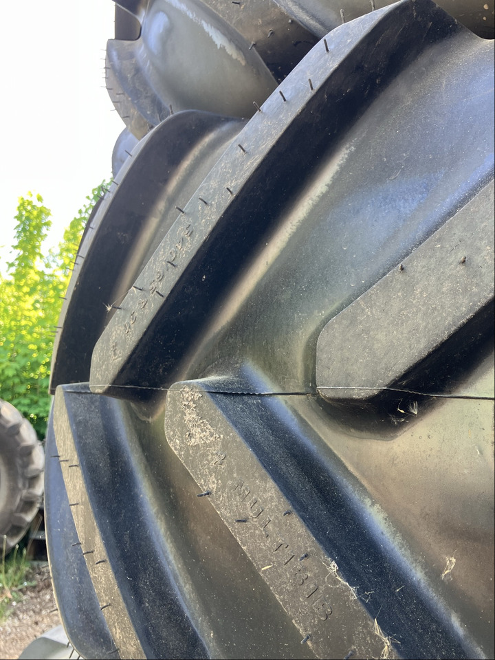 Fendt 650/65R42 u. 540/65R30 MI - Pneus et jantes: photos 3 Fendt 650/65R42 u. 540/65R30 MI - Pneus et jantes: photos 3