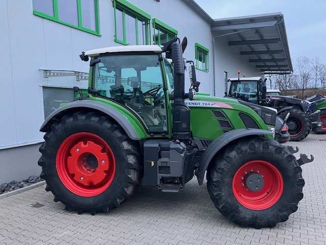 Fendt 724 Vario Profi S4 - Tracteur agricole: photos 4 Fendt 724 Vario Profi S4 - Tracteur agricole: photos 4