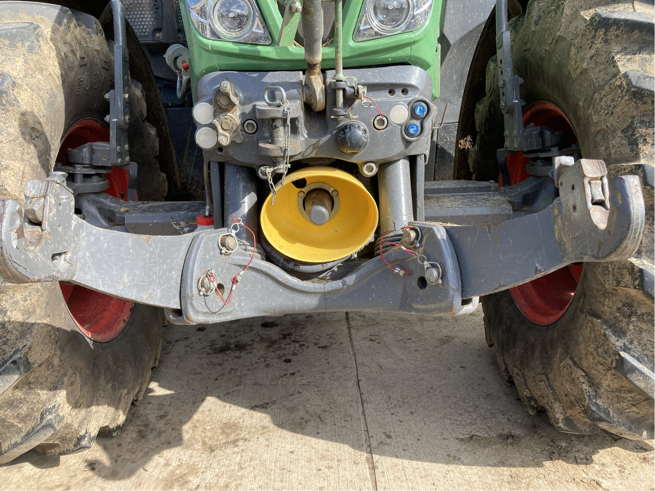 Fendt 724 Vario SCR - Tracteur agricole: photos 3 Fendt 724 Vario SCR - Tracteur agricole: photos 3