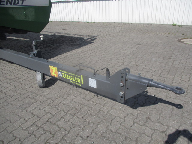 Fendt Powerflow 6,20 m - Moissonneuse-batteuse: photos 3 Fendt Powerflow 6,20 m - Moissonneuse-batteuse: photos 3