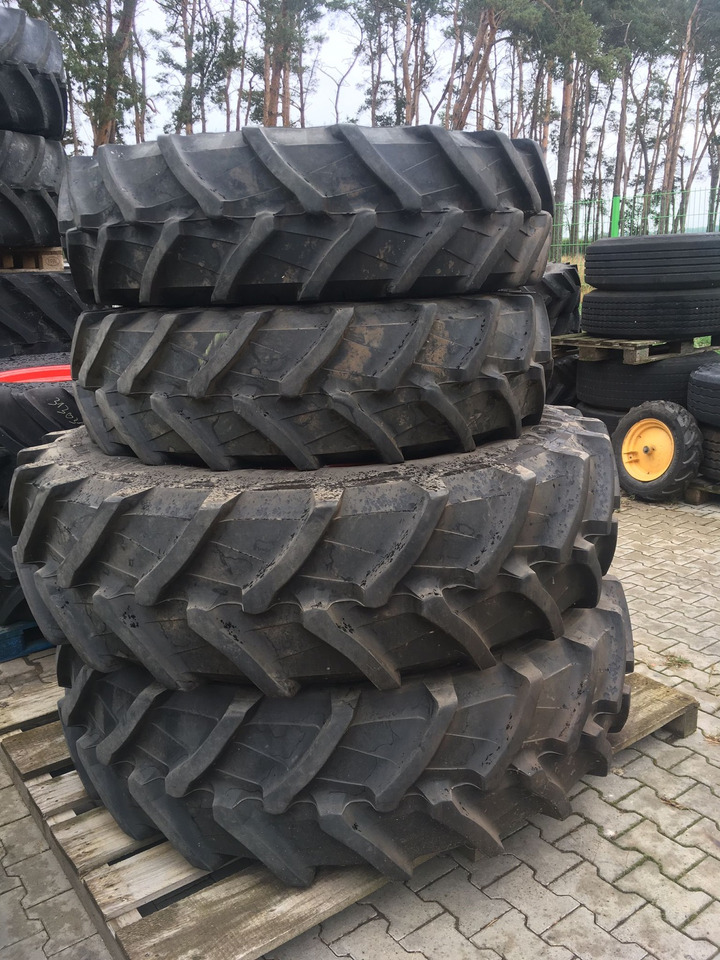 Fendt Trelleborg 480/70R42 14.9R30 - Pneus et jantes: photos 1 Fendt Trelleborg 480/70R42 14.9R30 - Pneus et jantes: photos 1