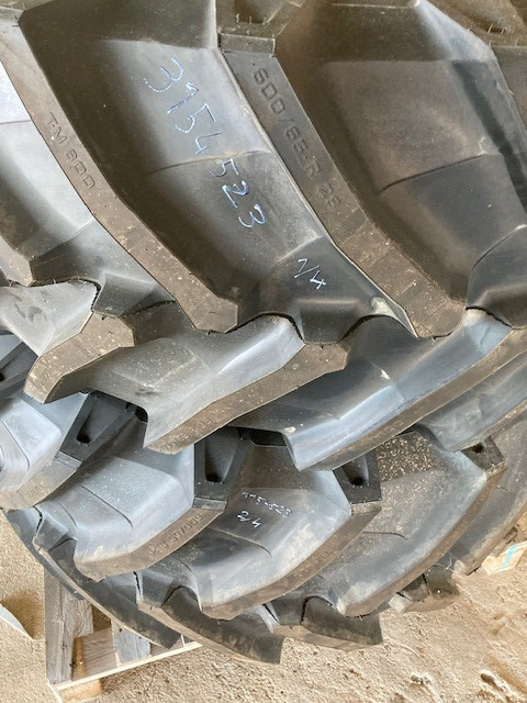 Fendt Trelleborg 650/75R38 600/65R - Pneu: photos 3 Fendt Trelleborg 650/75R38 600/65R - Pneu: photos 3