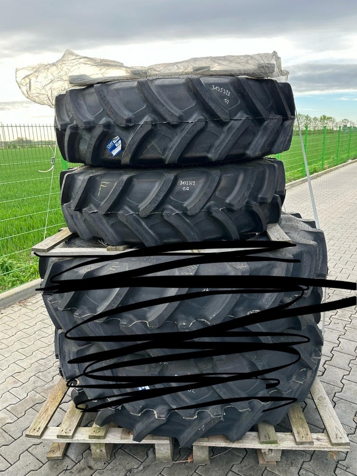 Grasdorf Komplettrad 340/85R28 für MF - Pneus et jantes: photos 1 Grasdorf Komplettrad 340/85R28 für MF - Pneus et jantes: photos 1