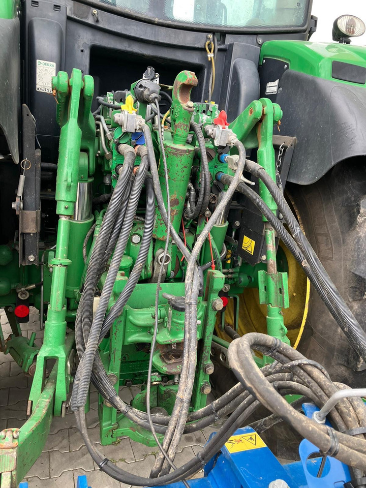 John Deere 6150R - Tracteur agricole: photos 3 John Deere 6150R - Tracteur agricole: photos 3