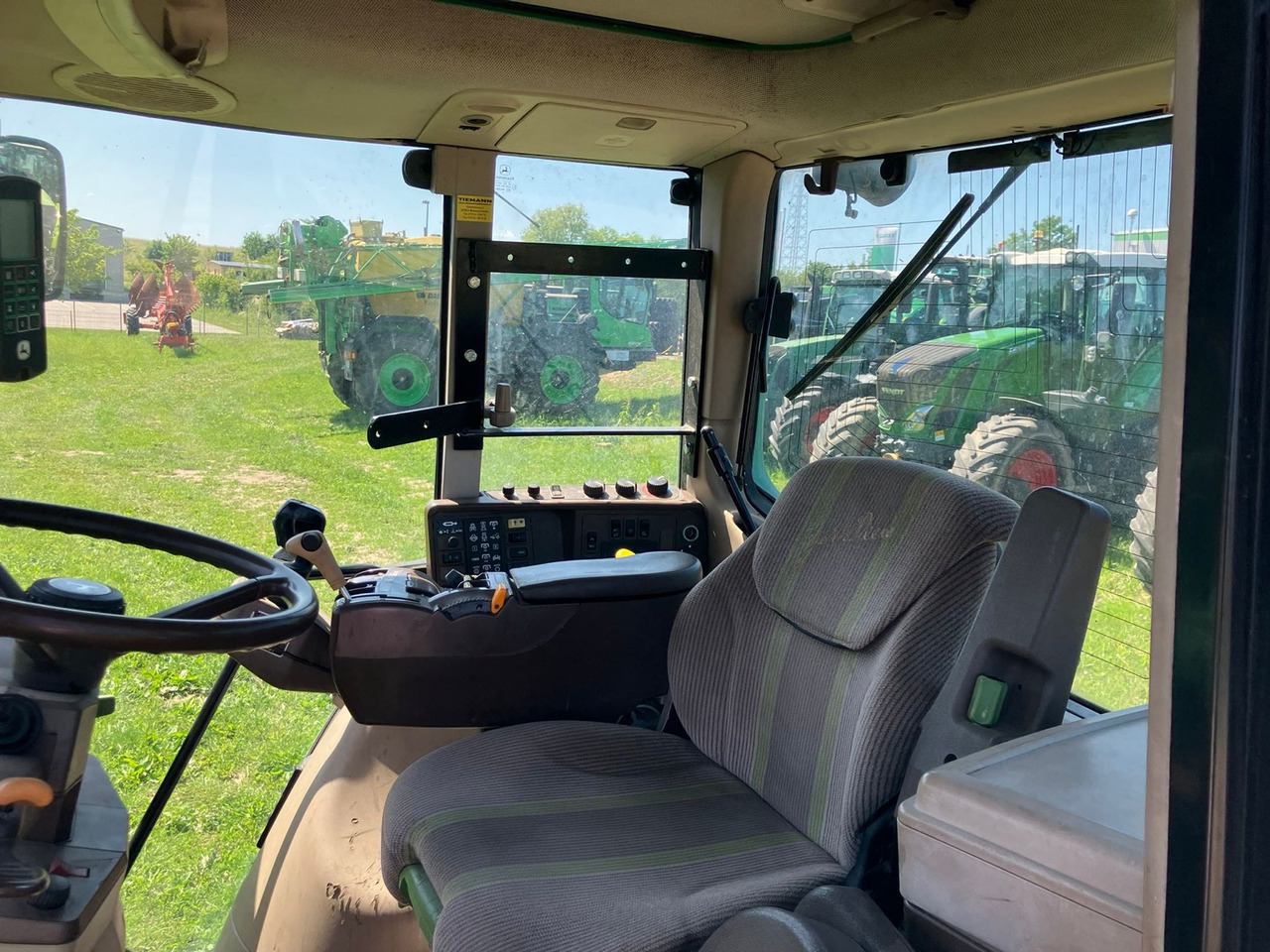 John Deere 6920S AutoPower - Tracteur agricole: photos 2 John Deere 6920S AutoPower - Tracteur agricole: photos 2