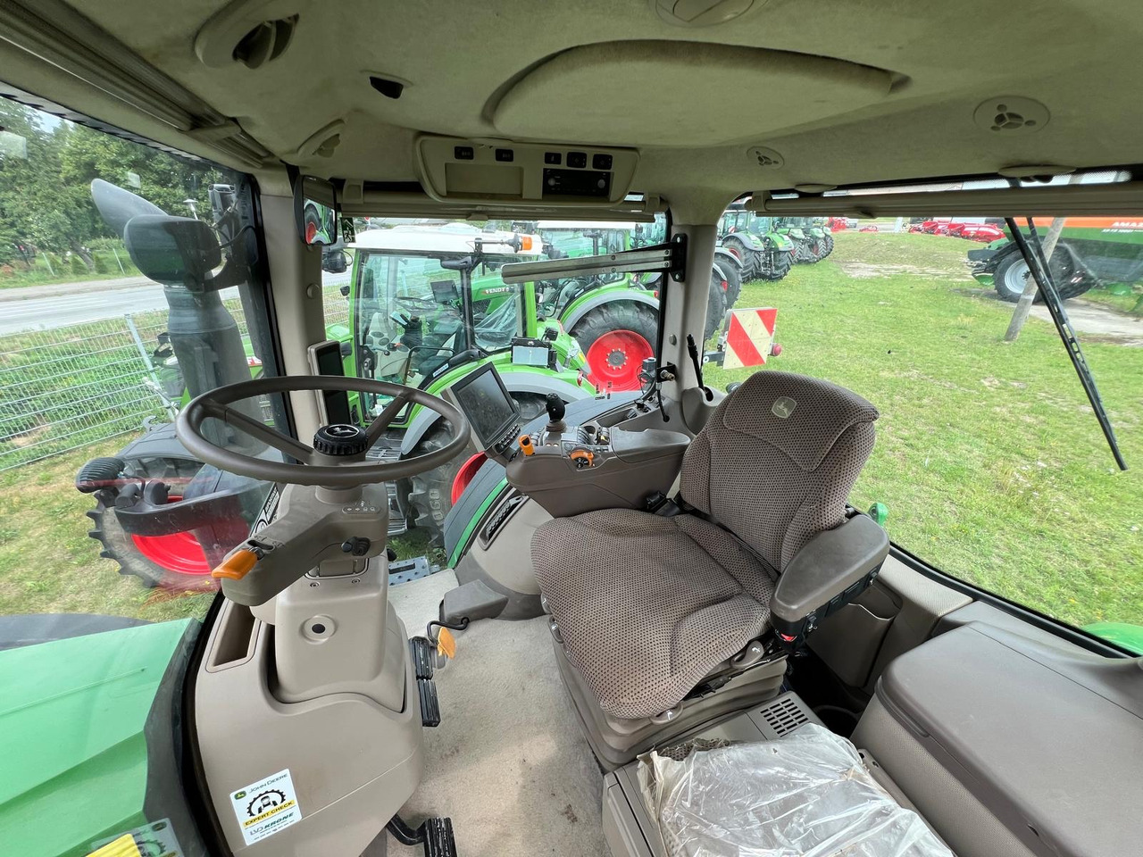 John Deere 7310 R - Tracteur agricole: photos 2 John Deere 7310 R - Tracteur agricole: photos 2