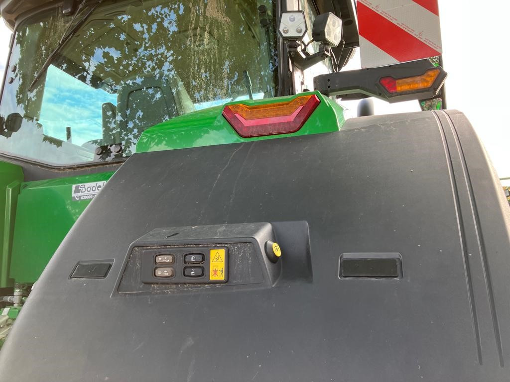 Tracteur agricole John Deere 7R 330: photos 8