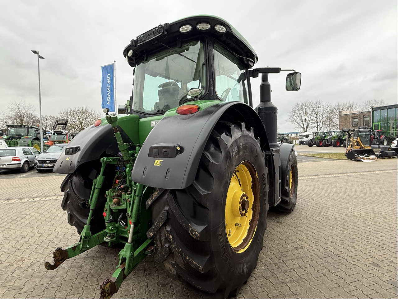 John Deere 8320 R - Tracteur agricole: photos 5 John Deere 8320 R - Tracteur agricole: photos 5