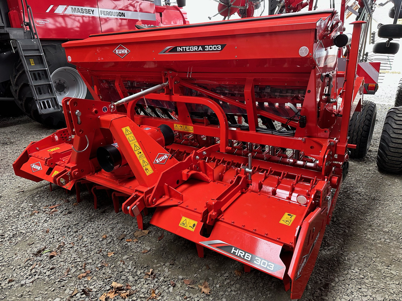 Kuhn Integra 3003 24 SD - Semoir: photos 3 Kuhn Integra 3003 24 SD - Semoir: photos 3