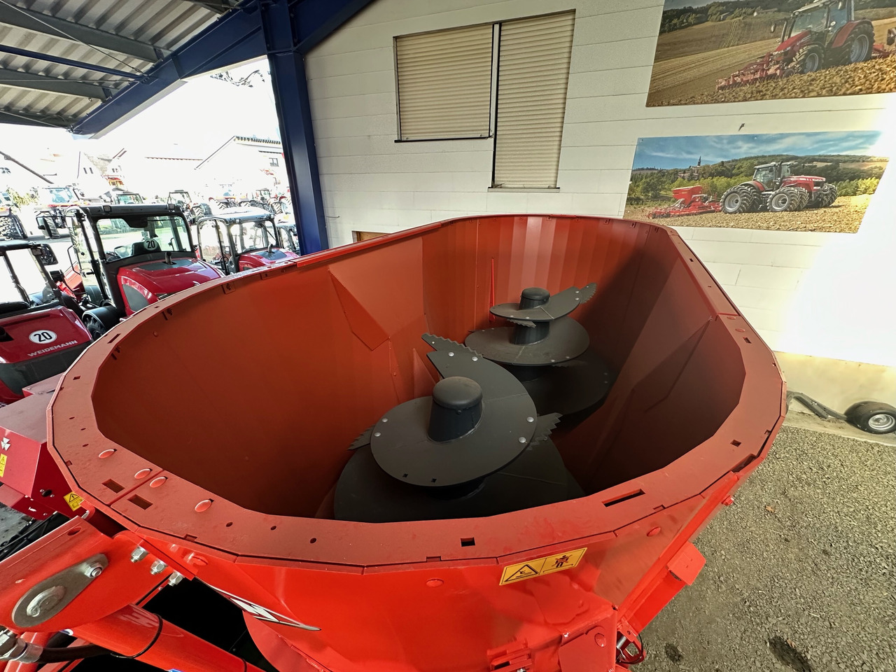 Kuhn PROFILE 14.2 CS - Mélangeuse: photos 2 Kuhn PROFILE 14.2 CS - Mélangeuse: photos 2
