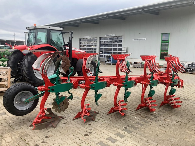 Kverneland 3300 S Variomat - Charrue: photos 4 Kverneland 3300 S Variomat - Charrue: photos 4