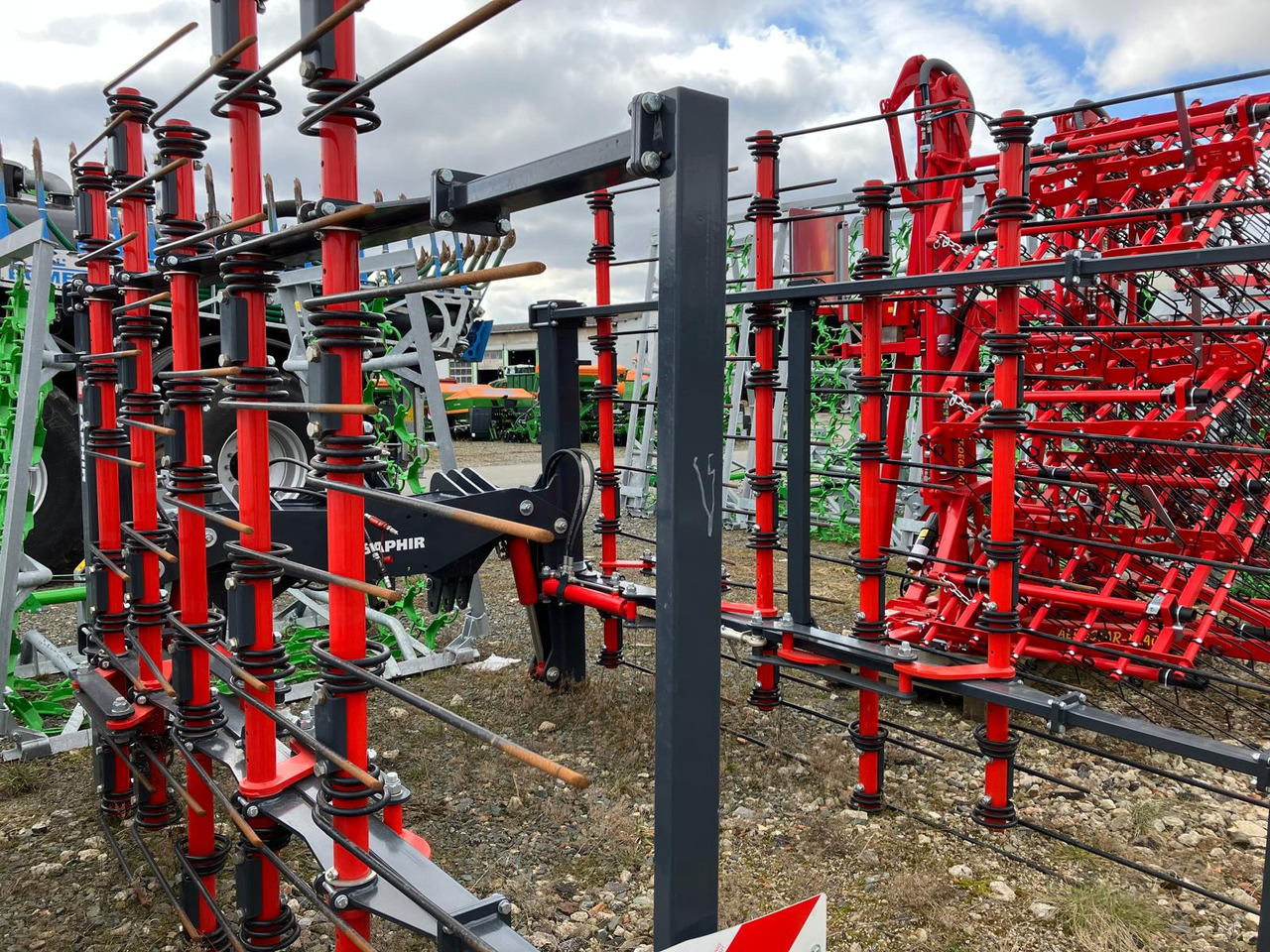 Saphir Strohstriegel Clearstar 485 - Herse: photos 2 Saphir Strohstriegel Clearstar 485 - Herse: photos 2