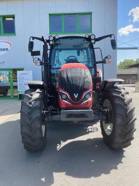 Valtra A105 MH4 - Tracteur agricole: photos 4 Valtra A105 MH4 - Tracteur agricole: photos 4