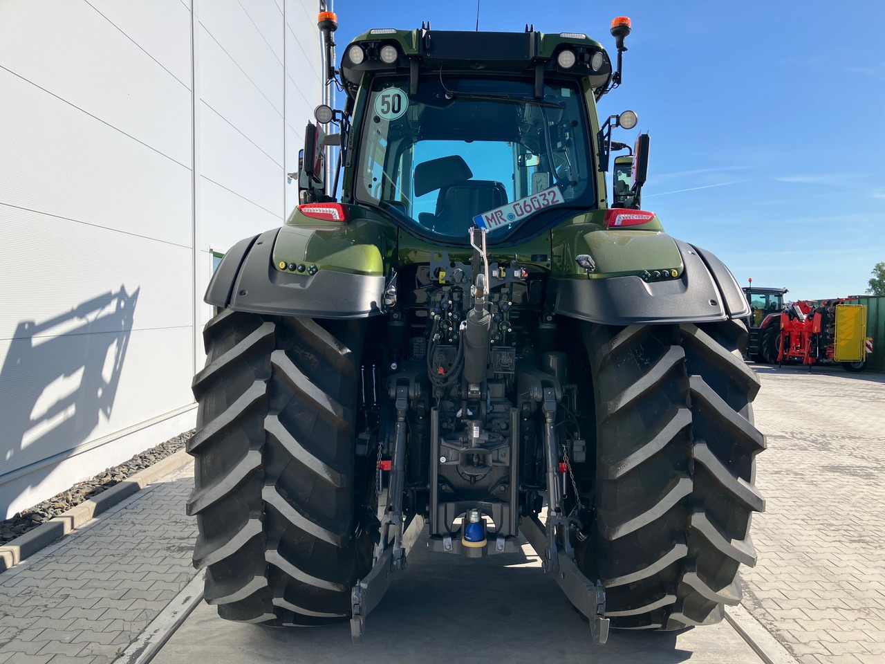 Valtra Q285 - Tracteur agricole: photos 3 Valtra Q285 - Tracteur agricole: photos 3