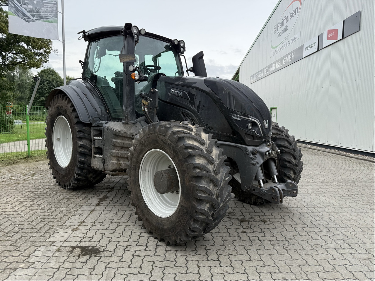 Valtra T254 Versu TwinTrac - Tracteur agricole: photos 1 Valtra T254 Versu TwinTrac - Tracteur agricole: photos 1