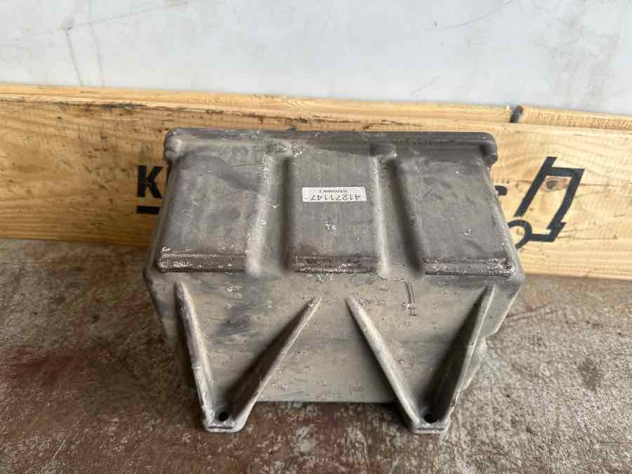 IVECO ADBLUE MODULE SUPPLY 41271147 - Préparation du carburant pour Camion: photos 2 IVECO ADBLUE MODULE SUPPLY 41271147 - Préparation du carburant pour Camion: photos 2