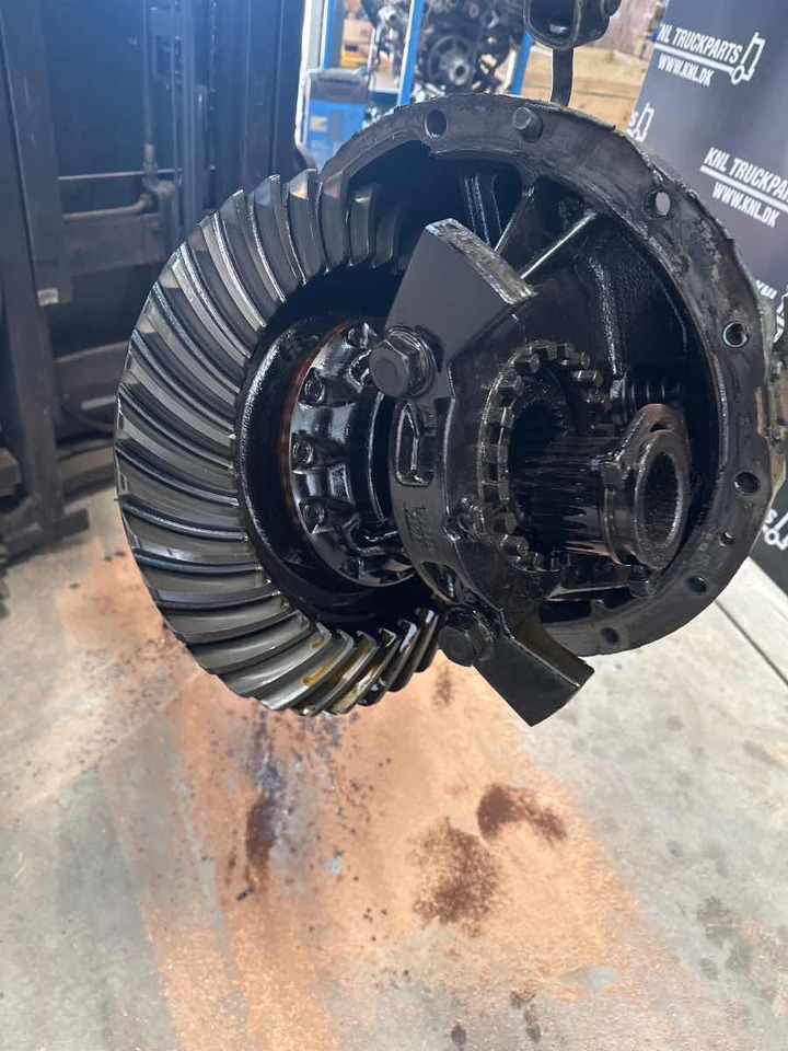 IVECO DIFF 42550120 - 3.08 - Différentiel pour Camion: photos 3 IVECO DIFF 42550120 - 3.08 - Différentiel pour Camion: photos 3