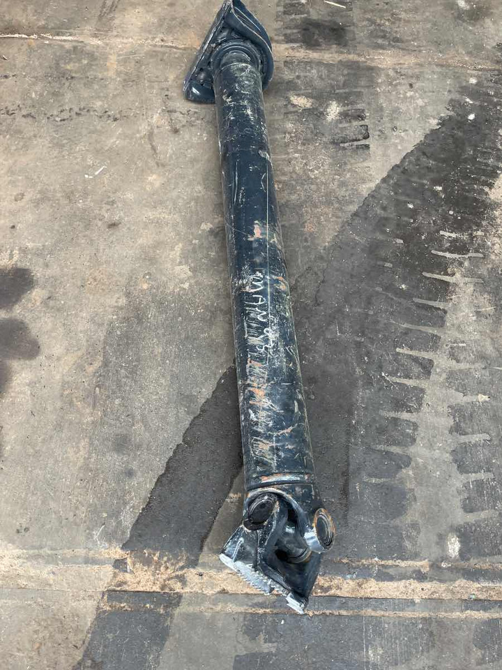 MAN PROPSHAFT 81.39111-6125 - Arbre à cardan pour Camion: photos 1 MAN PROPSHAFT 81.39111-6125 - Arbre à cardan pour Camion: photos 1