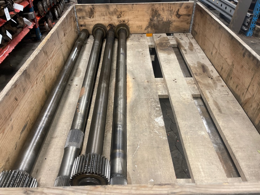 MERCEDES HUBREDUCTION A0003500433 - Moyeu pour Camion: photos 2 MERCEDES HUBREDUCTION A0003500433 - Moyeu pour Camion: photos 2