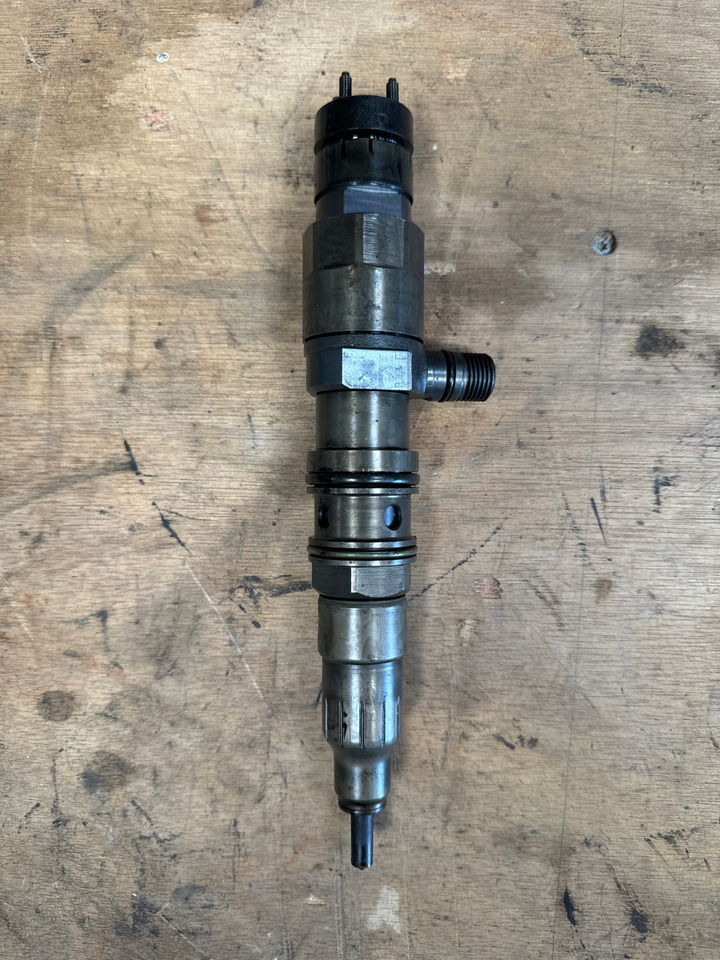 MERCEDES INJECTOR A4710700587 - Préparation du carburant pour Camion: photos 1 MERCEDES INJECTOR A4710700587 - Préparation du carburant pour Camion: photos 1