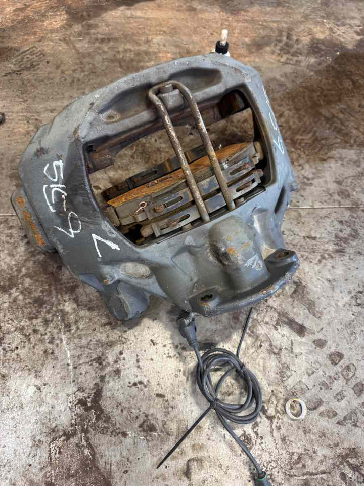 MERCEDES LEFT SIDE CALIBER A0054201383 - Étrier de frein pour Camion: photos 3 MERCEDES LEFT SIDE CALIBER A0054201383 - Étrier de frein pour Camion: photos 3