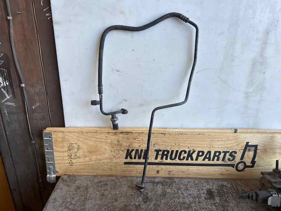 SCANIA A/C PIPE 2106901 + 1777165 - Tuyau d'admission d'air pour Camion: photos 1 SCANIA A/C PIPE 2106901 + 1777165 - Tuyau d'admission d'air pour Camion: photos 1