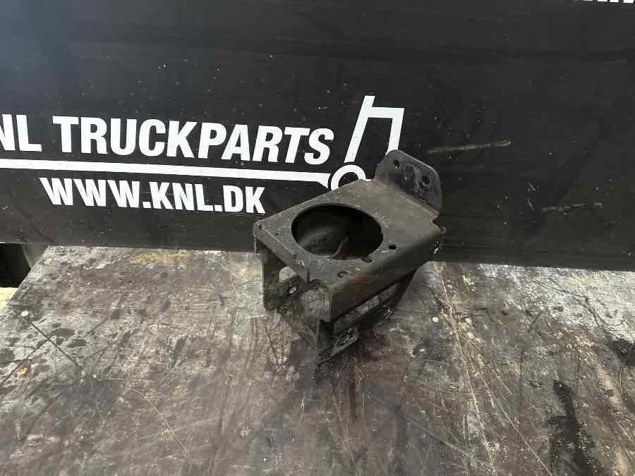 SCANIA BRACKET 2573684 - Frame/ Châssis pour Camion: photos 2 SCANIA BRACKET 2573684 - Frame/ Châssis pour Camion: photos 2
