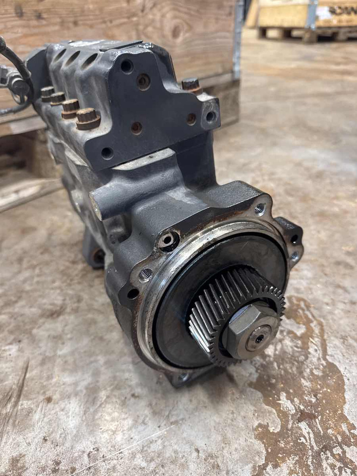 SCANIA FUEL PUMP 2358758 - Préparation du carburant pour Camion: photos 3 SCANIA FUEL PUMP 2358758 - Préparation du carburant pour Camion: photos 3