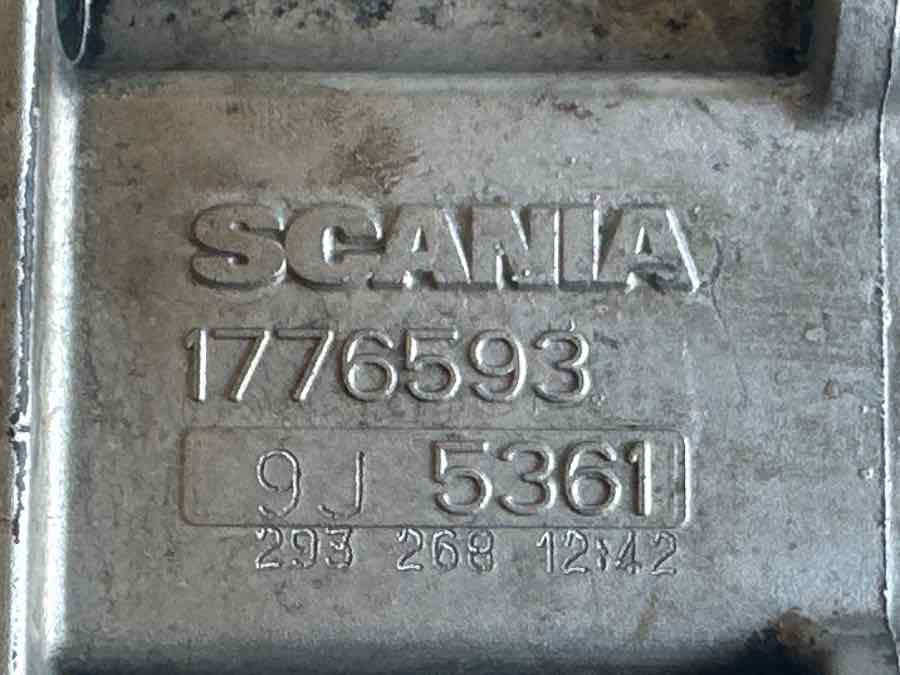 SCANIA OIL FILTER HOUSE 1776593 - Moteur et pièces pour Camion: photos 3 SCANIA OIL FILTER HOUSE 1776593 - Moteur et pièces pour Camion: photos 3