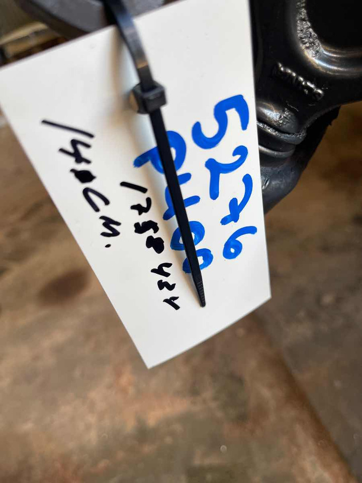 SCANIA PROPSHAFT P400 // 1758434 - Arbre à cardan pour Camion: photos 2 SCANIA PROPSHAFT P400 // 1758434 - Arbre à cardan pour Camion: photos 2