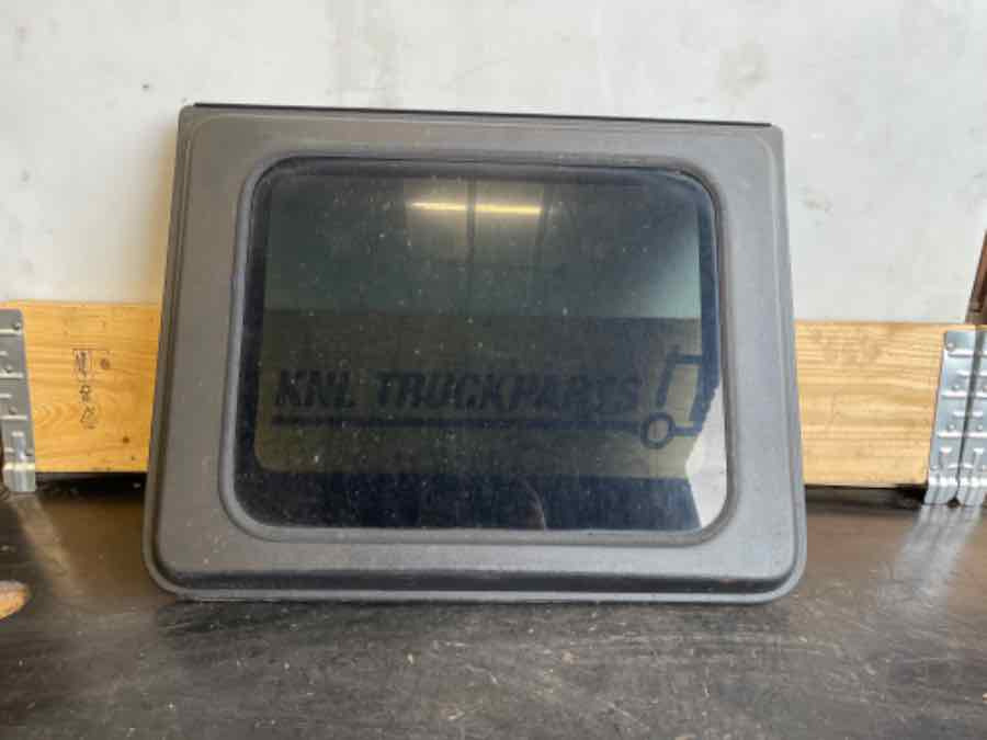 SCANIA SUN ROOF 1504668 - Cabine et intérieur pour Camion: photos 1 SCANIA SUN ROOF 1504668 - Cabine et intérieur pour Camion: photos 1