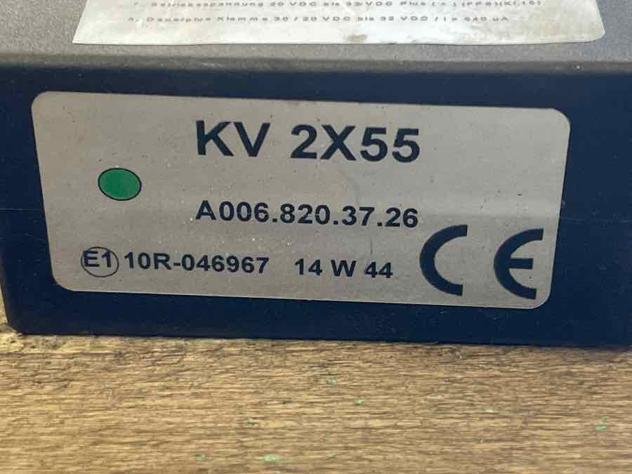 SETRA / MERCEDES LIGHT ECU A0068203726 - Bloc de gestion pour Bus: photos 2 SETRA / MERCEDES LIGHT ECU A0068203726 - Bloc de gestion pour Bus: photos 2