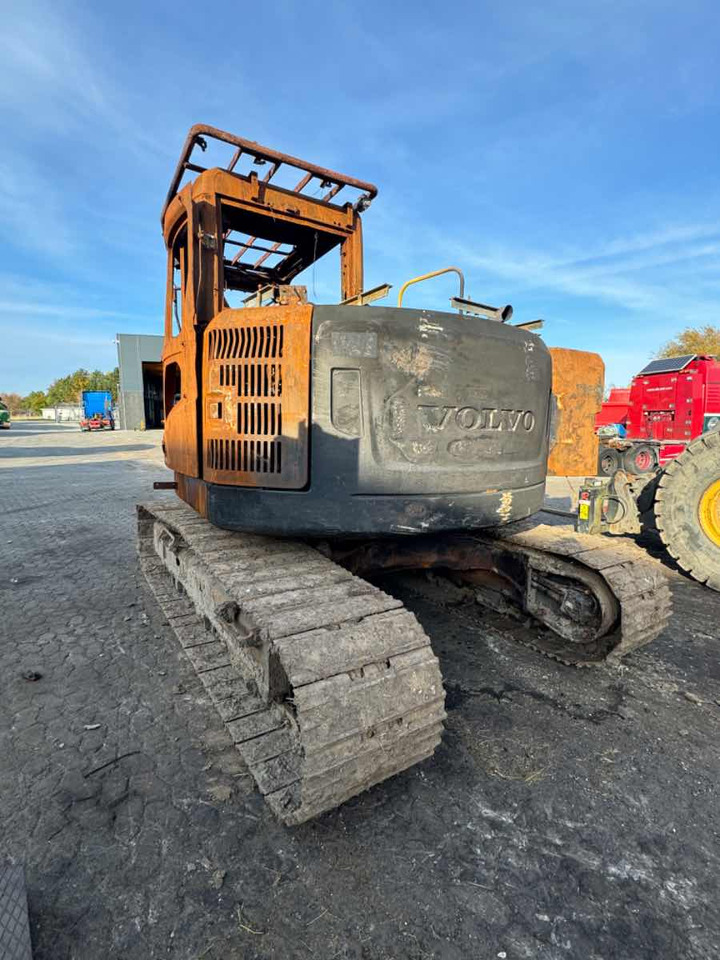 VOLVO CONSTRUCTION EXCAVATOR ECR145 ** FOR PARTS ** - Pelle sur chenille: photos 2 VOLVO CONSTRUCTION EXCAVATOR ECR145 ** FOR PARTS ** - Pelle sur chenille: photos 2