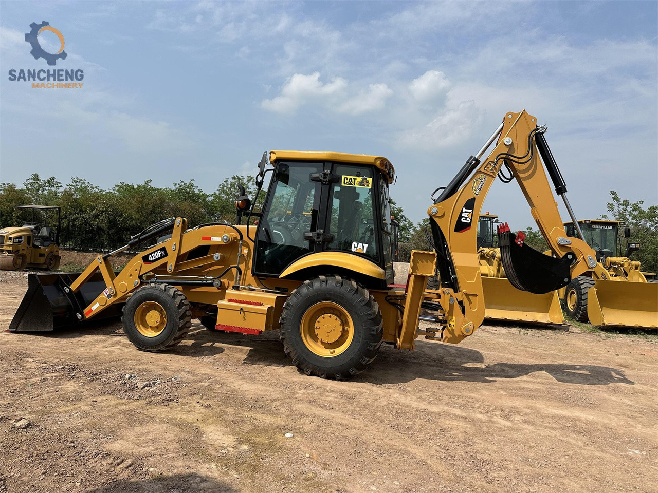 CAT 420F2 - Tractopelle: photos 3 CAT 420F2 - Tractopelle: photos 3