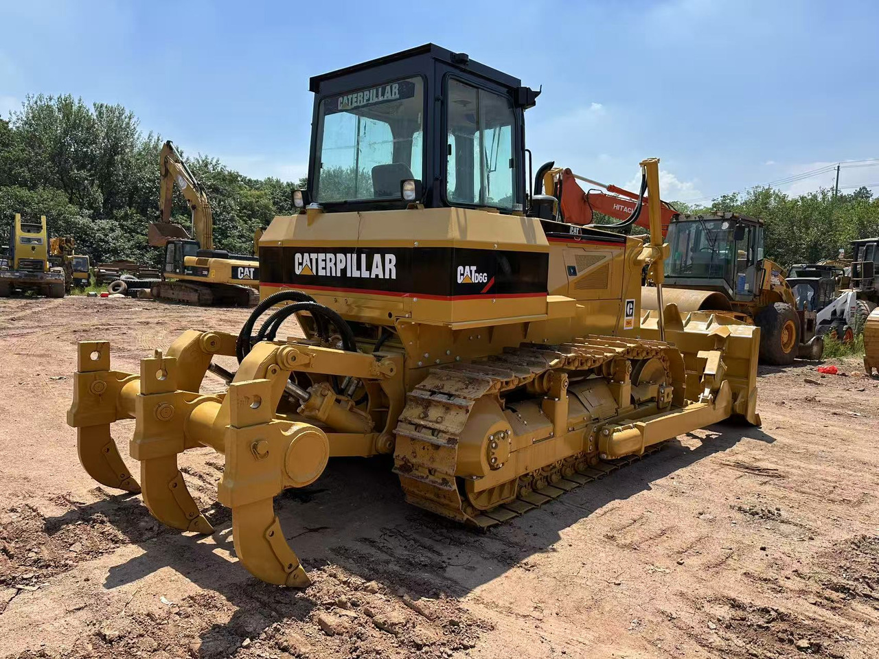 CAT D6G - Bulldozer: photos 1 CAT D6G - Bulldozer: photos 1