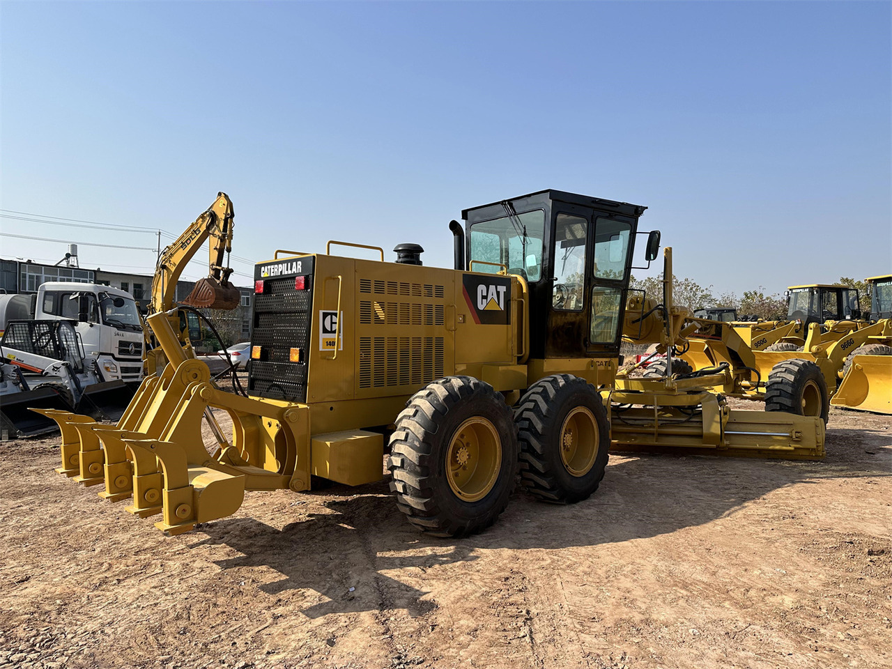 Niveleuse CATERPILLAR 140H: photos 7