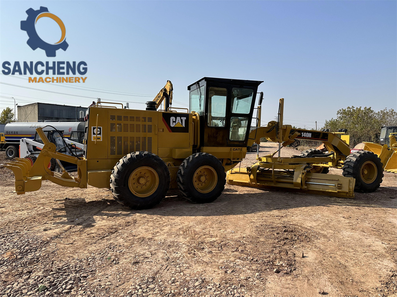 CATERPILLAR 140H - Niveleuse: photos 1 CATERPILLAR 140H - Niveleuse: photos 1